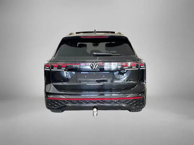 Volkswagen Tiguan 1.5 eHybrid 272pk DSG R-Line · Panoramadak · Inklap. Trekhaak · Harman Kardon · 36...