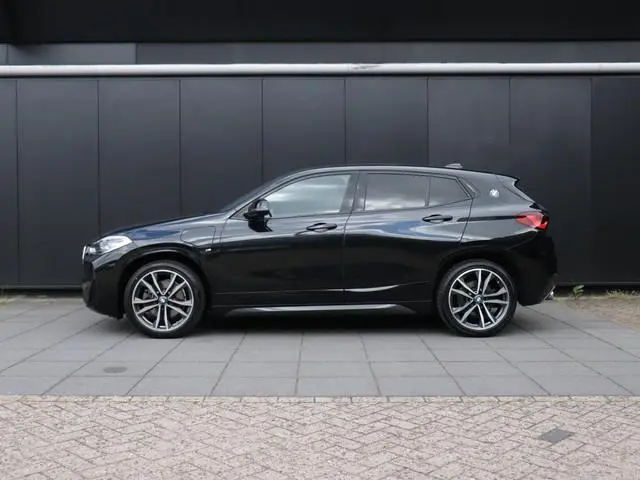 BMW X2 xDrive25e High Executive | M SPORT | LEDER | PANO | STOELVERW. | CAMERA | ADAPT. CRUISE | NAV...