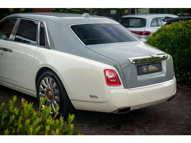 Rolls-Royce Phantom