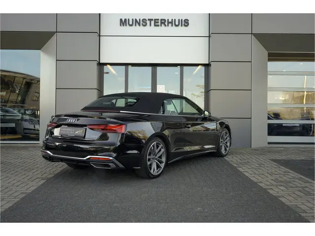 Audi A5 Cabriolet 40 TFSI quattro S edition | Verwarmde voorstoelen | Afneembare trekhaak |