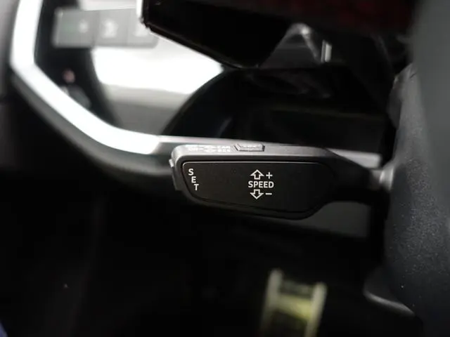 Audi RSQ3