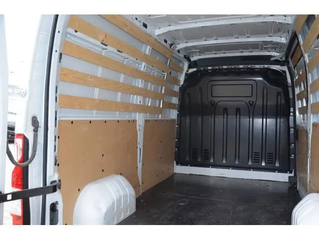 Nissan Interstar