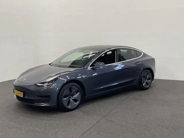 Tesla Model 3 Standard RWD Plus 60 kWh SOH 93% Airco ECC Navigatie Parkeersensoren Camera Adaptive C...