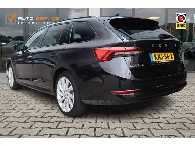 ŠKODA Octavia Combi 1.4 TSI iV PHEV Business Edition | ACC | 18 Inch | LED |