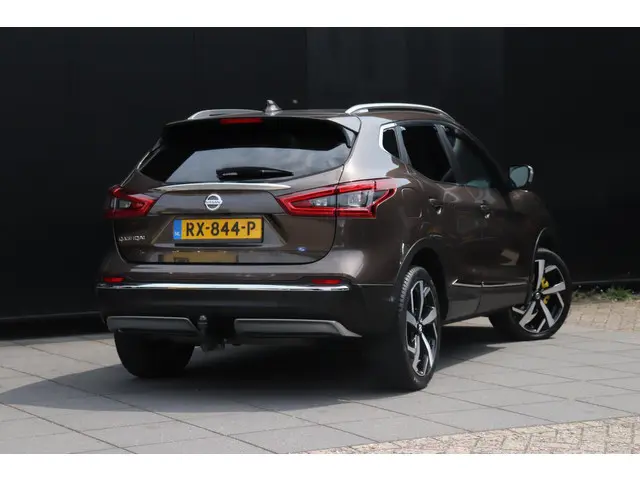 Nissan QASHQAI 1.2 Tekna + | AUT. | LEDER | MEMORY | STOELVERW. | PANO | BOSE | TREKHAAK | 360° CAME...