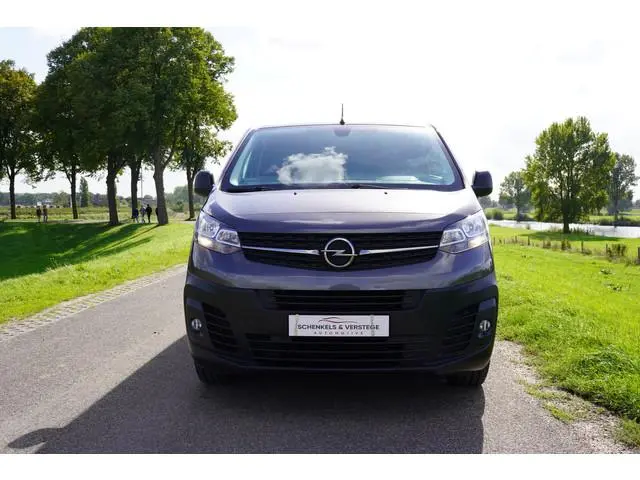 Opel Vivaro 2.0 CDTI L2H1 Edition / Automaat / Onderhouden / Zeer netjes / Cruise / Nav /