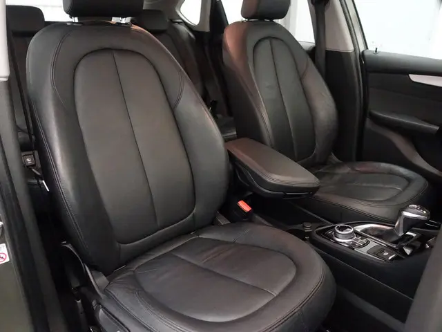BMW 2-serie Active Tourer 225xe iPerformance High Executive Aut- Park Assist, Xenon Led, Nappa Leder...