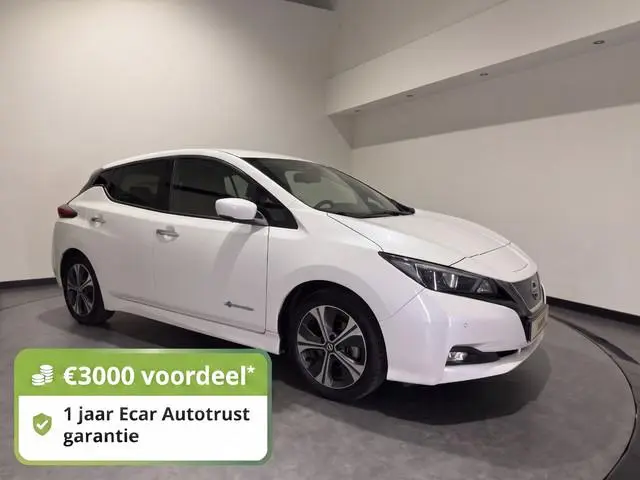 Nissan LEAF Visia 40 kWh | Tot € 3.000 klantvoordeel* | Keyless | Cruise Control Adaptief | Verwarmd...