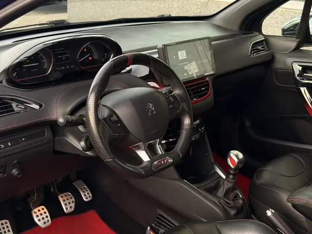 Peugeot 208 1.6 THP GTi | Klimaat | Leder | Sport Uitlaat | Pioneer DAB | Achteruitrijcamera |
