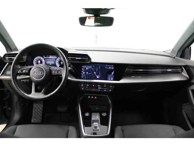 Audi A3 Sportback 30 TFSI S edition