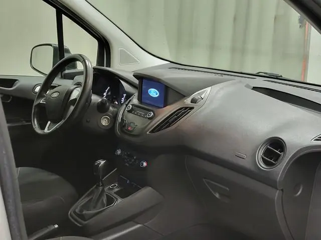 Ford Transit Courier