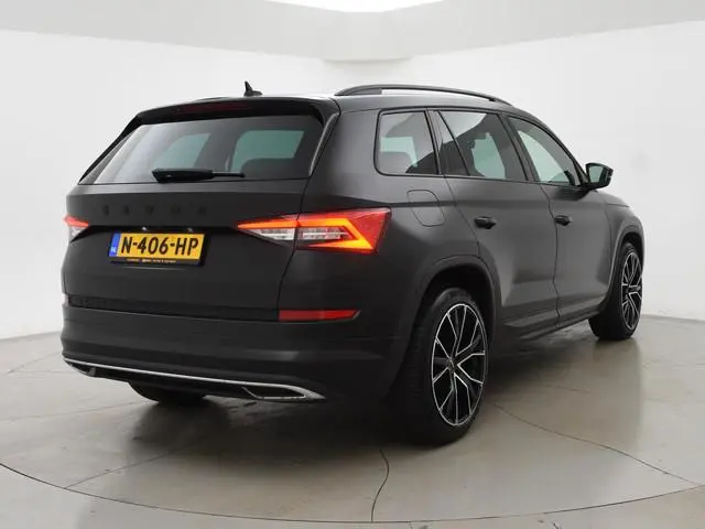 Skoda Kodiaq 1.5 TSI 150 PK DSG AUT. 7-PERS SPORTLINE *MAT ZWART* + ADAPTIVE CRUISE | VIRTUAL COCKPI...
