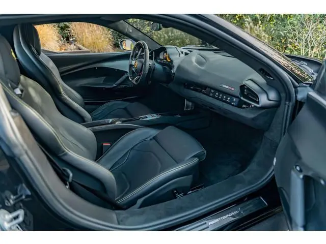 Ferrari 296