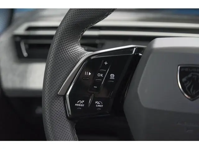Peugeot 3008 1.2 Hybrid 145 GT | Elektrische Kofferklep | Camera | Adaptieve Cruise Control | Apple...