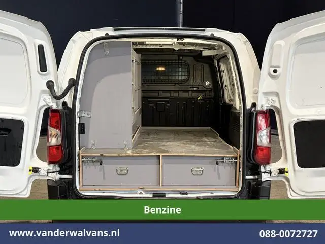 Citroën Berlingo 1.2 PureTech 130pk Automaat Benzine L1H1 Euro6 Airco | 3-Zits | Navigatie | Camera...
