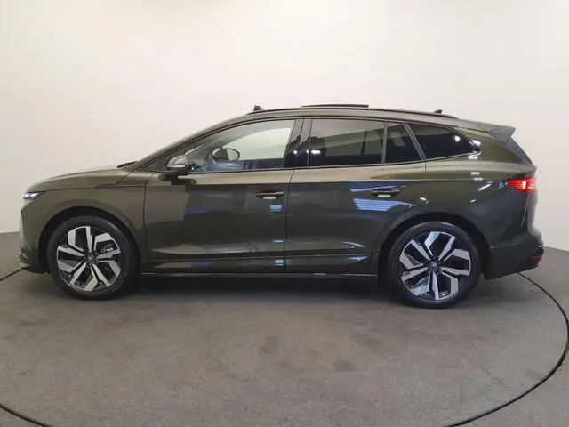 ŠKODA Enyaq 85 Sportline 82 kWh 286pk Wegklapbare trekhaak, Panoramadak, Warmtepomp