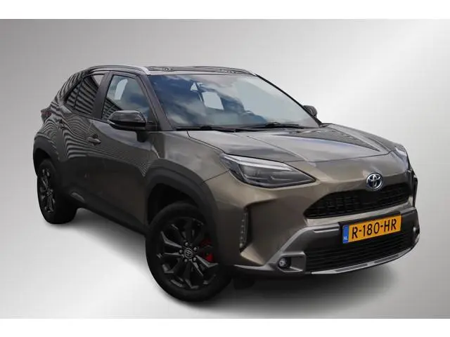 Toyota Yaris Cross 1.5 Hybrid Explore, Parkeersensoren voor en achter, Stoelverwarming, Apple Carpla...