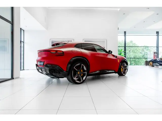 Ferrari Purosangue