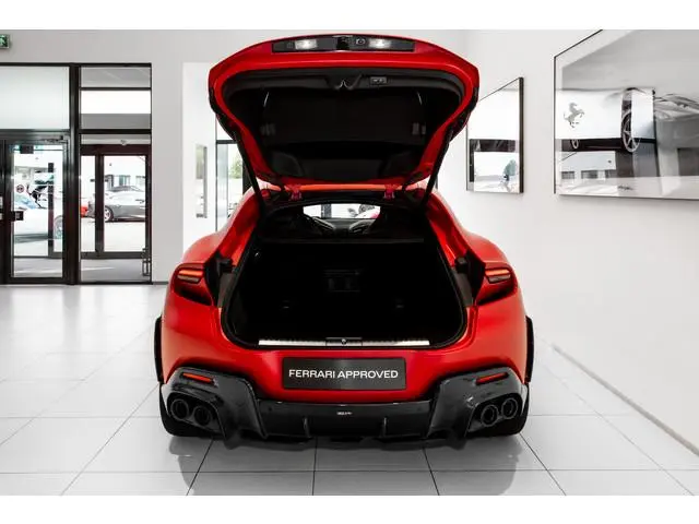 Ferrari Purosangue