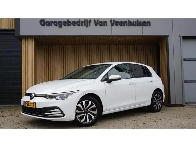 Volkswagen Golf 1.5 TSI 131PK 5Drs Active Business LED A-Camera Virtual Stoel & Stuurverwarming Adap...