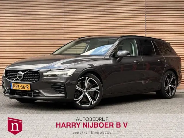 Volvo V60 2.0 T6 Plug-in hybrid AWD Plus Bright