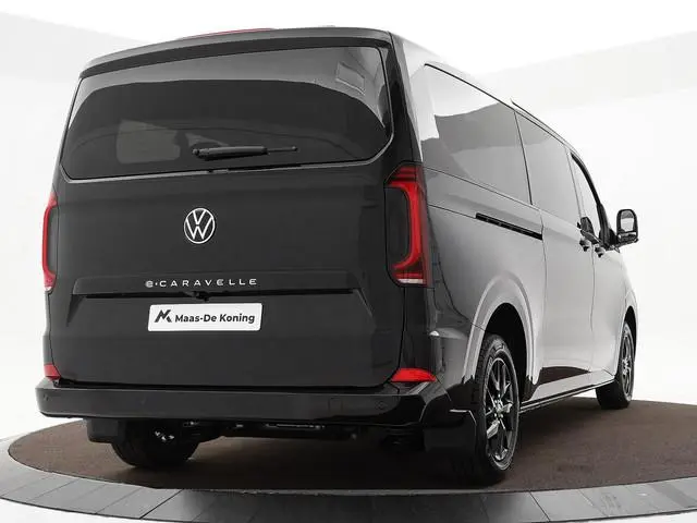 Volkswagen Bedrijfswagens Caravelle Style 70kWh / 218pk L2 · 8-zits · 734104