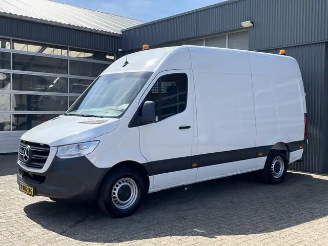 Mercedes-Benz Sprinter 314CDI L2H2 Inrichting Werkplaats 2800kg trekgewicht Airco Omvormer Standkach...