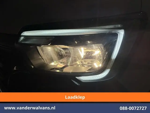 Renault Master 2.3 dCi 131pk L4H2 ** Laadklep ** Euro6 Airco | LED Bijrijdersbank