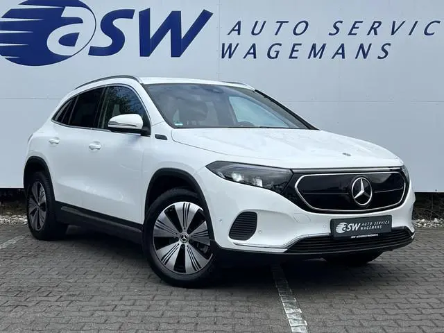 Mercedes-Benz EQA 250+ Business Line 71 kWh | All Season | LED | Camera