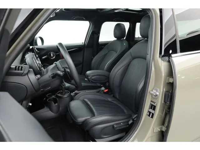 MINI Cooper S Hammersmith  - Orig. NL | Pano | HUD | JCW Pakket | Harman Kardon | Adapt. Cruise | St...