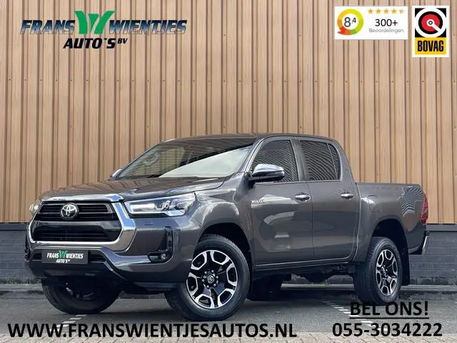 Toyota HiLux 2.8 D-4D Double Cab Executive | 2 Zits | Apple Carplay | DAB | Camera Achter | Led dagr...