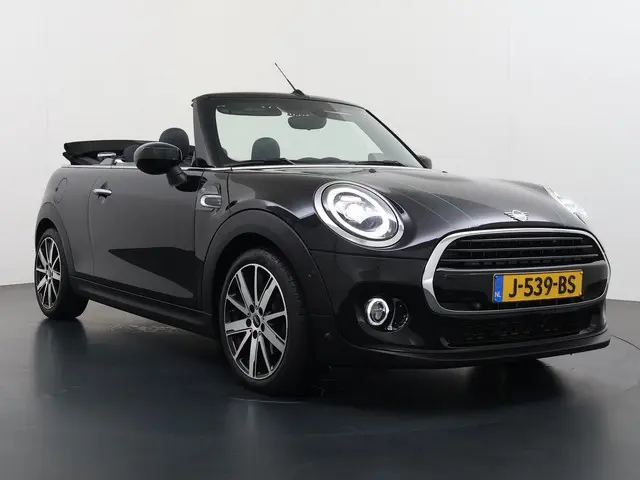 MINI Cooper Cabrio
