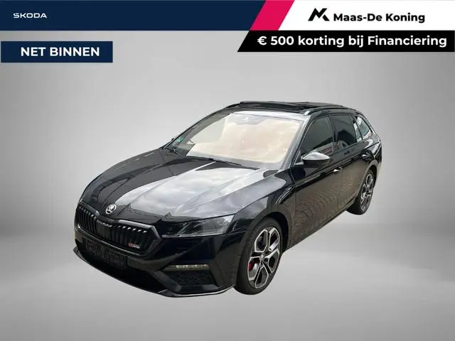 Skoda Octavia Combi 1.4 TSI 245pk DSG RS iV PHEV Business · Panoramadak · Camera · Wegklapbare Trekh...