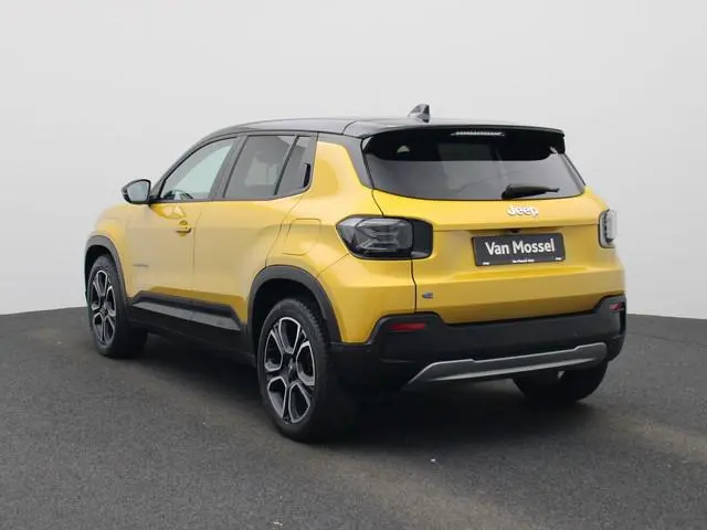 Jeep Avenger Altitude 54 kWh | Navigatie | Camera | Stoelverwarming | Parkeersensoren Voor/Achter |...
