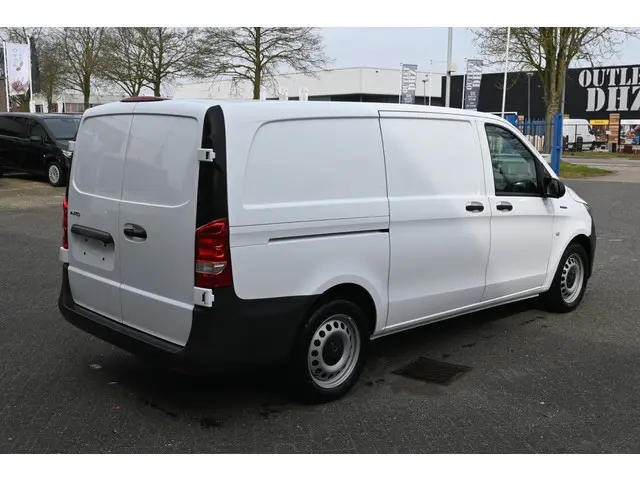 Mercedes-Benz eVito 112 L2 66 kWh Snellader, Camera, Achterdeuren, Apple Carplay/Android Auto