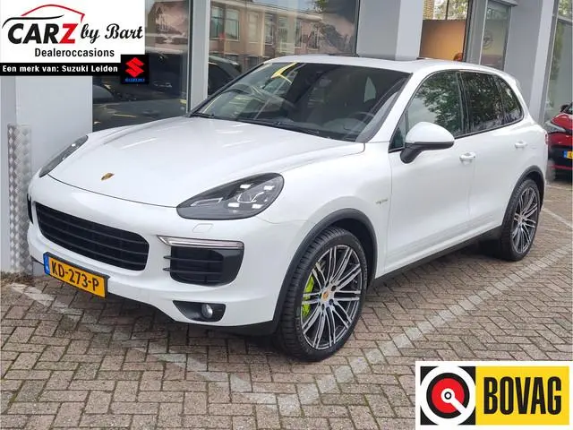 Porsche Cayenne 3.0 S E-HYBRID NAP | Pano | Stoelventilatie | Bose | Memory Seats
