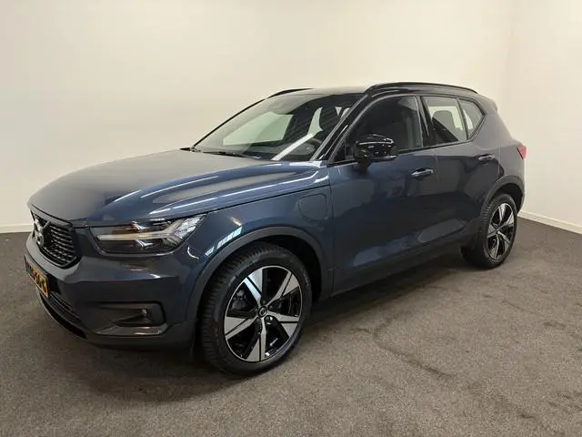 Volvo XC40 1.5 T5 Recharge Inscription Adapt. Cruise/ 360 Cam/ Stuur &Stoel verw./ Bochtverlichting