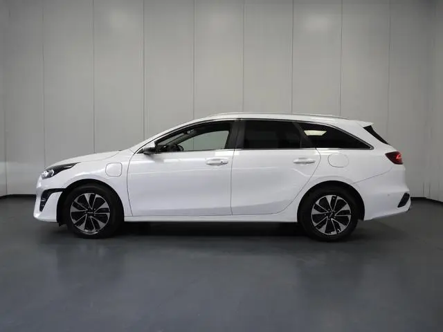 Kia Ceed Sportswagon 1.6 GDI PHEV Plug-In DynamicPlusLine NAVI/CAMERA/EL.KLEP/LED/16"LMV!