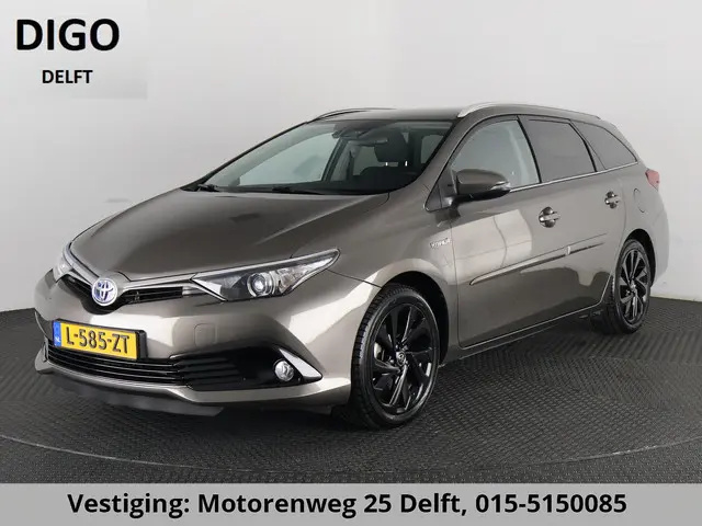 Toyota Auris Touring Sports 1.8 DYNAMIC NAVI DEALERAUTO GARANTIE 5-2028* CAMERA . TREKHAAK. KEYLESS...