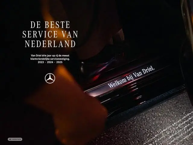 Mercedes-Benz EQA EQA 250+ AMG Line 71 kWh | Pano HUD Burmester Memory Trekhaak