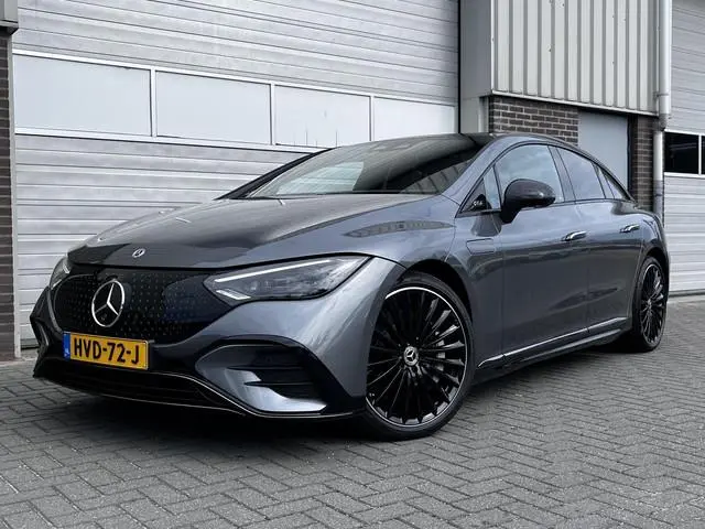 Mercedes-Benz EQE