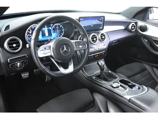Mercedes-Benz C 180 d T AMG-Line *Leer*Navigatie*Trekhaak*Parkassist*