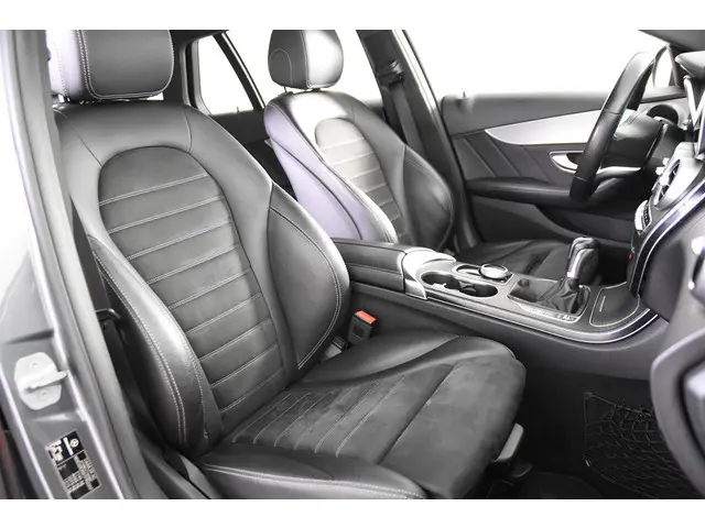 Mercedes-Benz C 180 d T AMG-Line *Leer*Navigatie*Trekhaak*Parkassist*