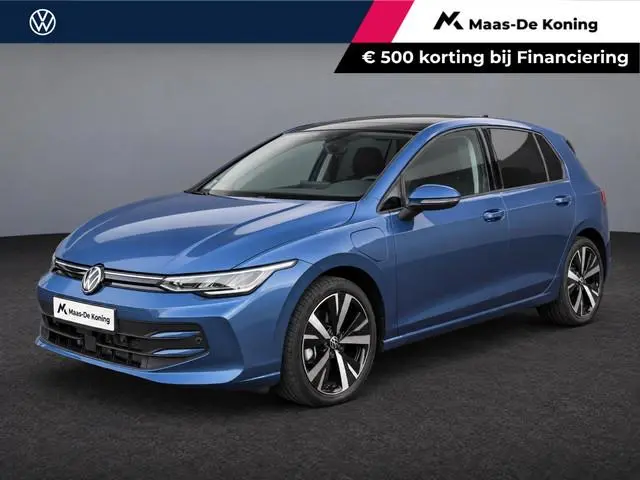 Volkswagen Golf 1.5 eHybrid 204pk DSG Life Edition · Camera · Keyless · Apple/Android Car Play · Sto...