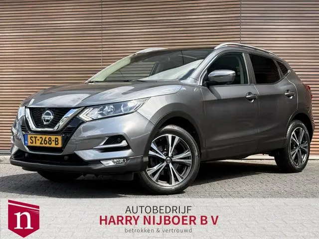 Nissan Qashqai 1.2 N-Connecta 360* Camera / Panodak / Navi / Clima / Keyless
