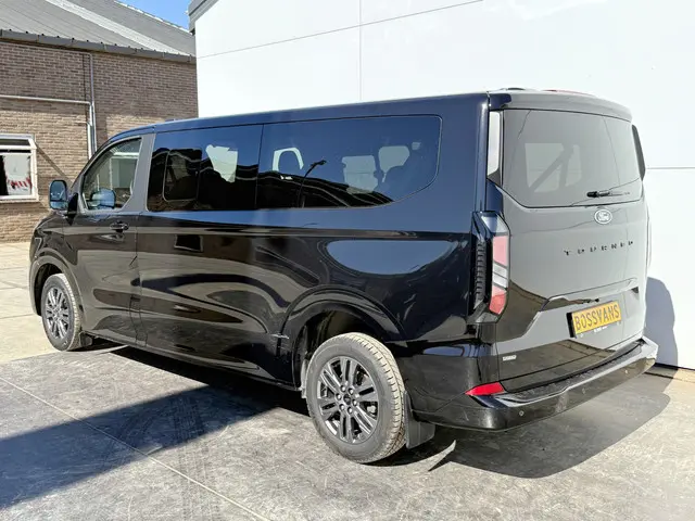 Ford Tourneo Custom 233PK PHEV Automaat Ex BTW/Ex BPM Titanium 9-Personen LED Lichtmetalen Velgen PD...