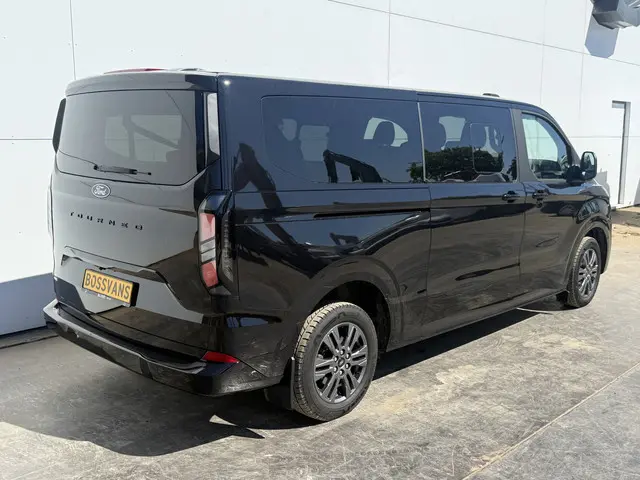 Ford Tourneo Custom 233PK PHEV Automaat Ex BTW/Ex BPM Titanium 9-Personen LED Lichtmetalen Velgen PD...