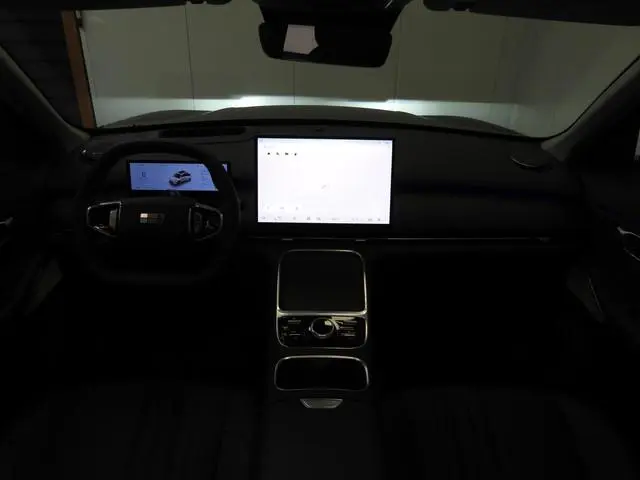 Geely Starray EM-i