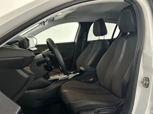 Peugeot e-208 EV Allure Pack 50 kWh | Apple Carplay/Android Auto | Camera | Navigatie | Soh (batteri...