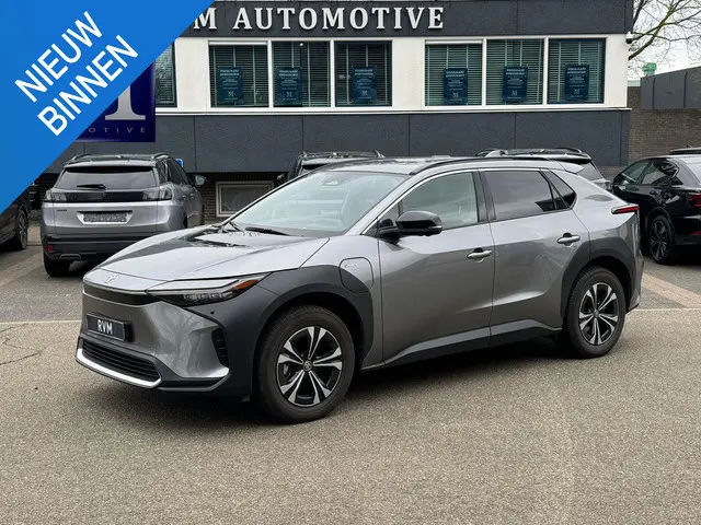 Toyota bZ4X Premium 71 kWh | MEGA VOLLE AUTO | 10 jaar TOYOTA GARANTIE | TREKHAAK